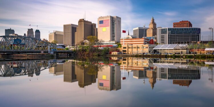 Conheça a cidade com prédios em forma de cesta