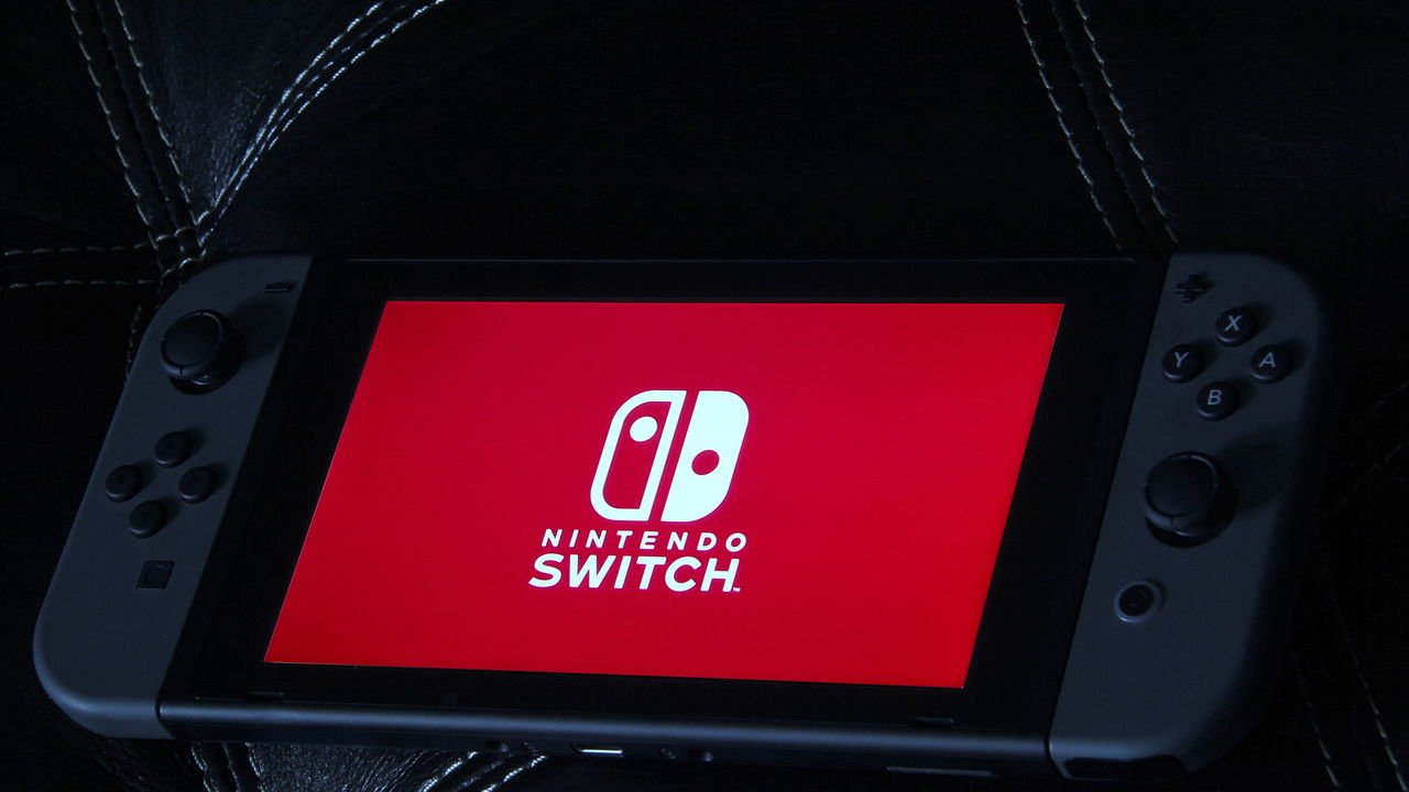 Nintendo Switch 2 aparece com botão diferente e intriga fãs 1 Nintendo Switch 2 aparece com botão diferente e intriga fãs