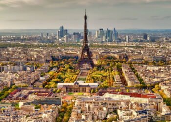 Conheça a cidade onde a polícia se locomove de patins