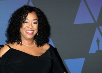 Shonda Rhimes abre o jogo sobre o fim de Grey's Anatomy