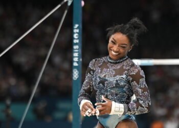 Simone Biles: A Rainha da Ginástica e Seu Legado de Ouro