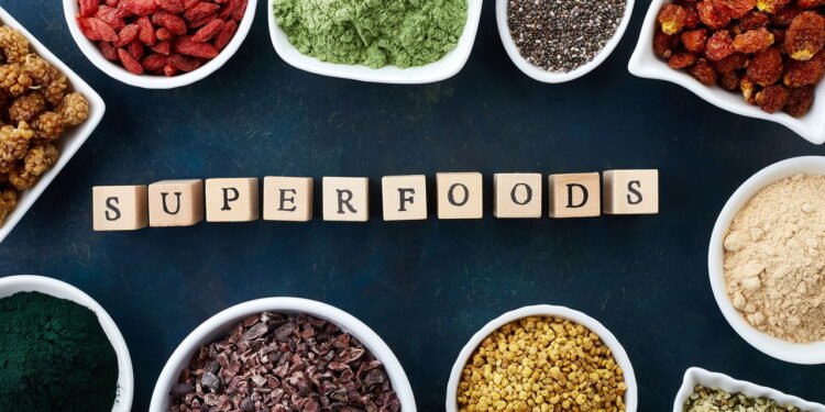 Saiba Tudo Sobre os Superalimentos que Estão Conquistando o Mundo Créditos: depositphotos.com / baibaz