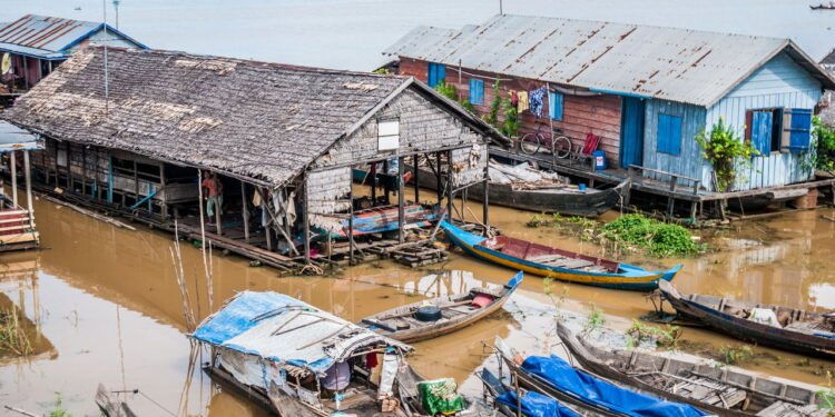 Conheça a cidade que vive flutuando