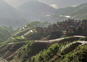 Essa é a cidade mais estreita do mundo