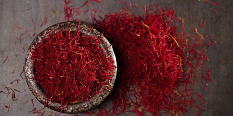 Como plantar açafrão com dicas simples e práticas