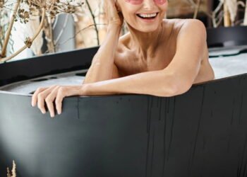 Saiba como aumentar o seu autocuidado e ter dias melhores durante o mês