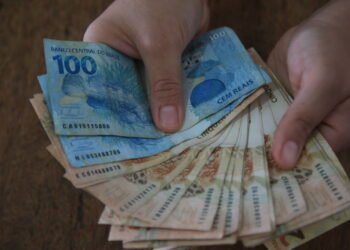 Salário mínimo de 1.800? Veja estado com piso salarial 5,25% acima