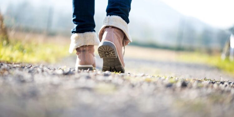 O que acontece no seu corpo quando você faz caminhada em jejum?