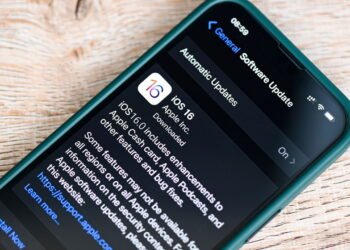 Sabe quando o seu celular vai parar de receber atualizações? Pode ser mais tarde do que você imagina