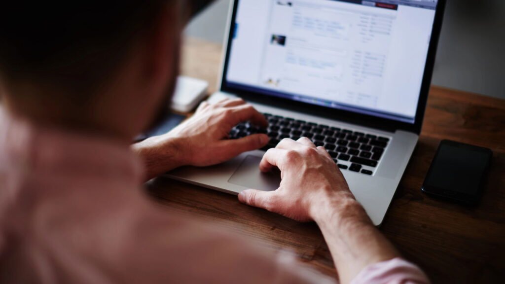 Ouro escondido em eletrônicos pode valer mais do que parece