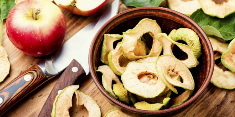 Maça desidratada - Créditos: depositphotos.com / Nikolay_Donetsk