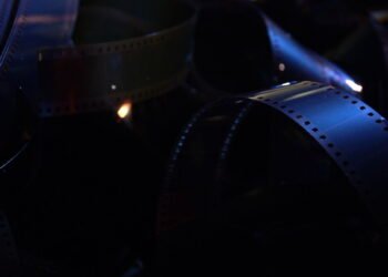 Por que filmes do cinema possuem intervalos?