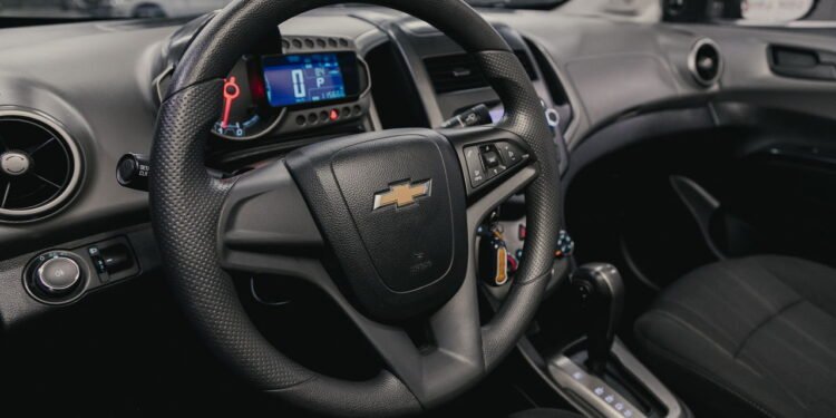 Substituto do Celta que faz 14,7 km por litro acabou de chegar para concorrer com Kwid