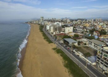A cidade brasileira que se tornou referência no setor de petróleo e gás