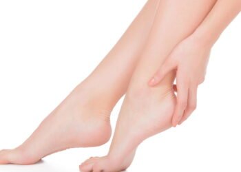 Por que algumas pessoas possuem os pés e mãos gelados?