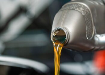 Como escolher o melhor óleo para o seu carro?