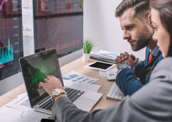 Engenharia e tecnologia lideram ranking de melhores salários, veja lista