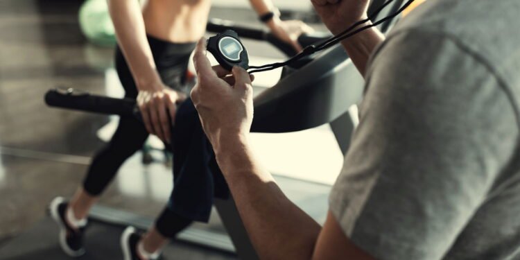 Essa é a importância de descansar durante os exercícios