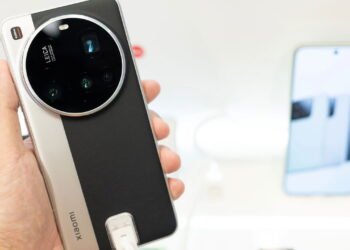 Xiaomi 15 Ultra revoluciona com câmera de 200 MP e bateria potente!