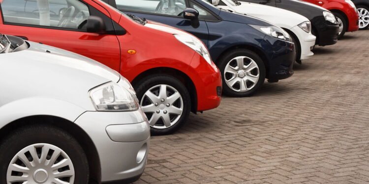 Esses são os carros usados mais vendidos no Brasil em 2025, veja modelos