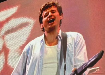 Conheça o patrimônio e trajetória de sucesso de Charlie Puth
