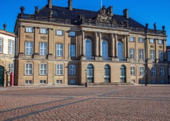 Os casais que se casam recebem um “kit de futuro sustentável” nesta cidade