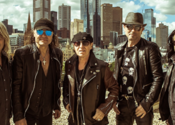 O patrimônio impressionante do vocalista da banda "Scorpions"