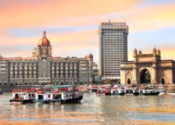 Conheça a cidade onde moradores cultivam plantas nos telhados dos ônibus
