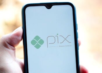 Alerta urgente para todos que fazem transferência via PIX no Brasil