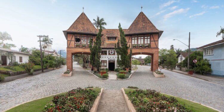 Essa cidade catarinense celebra o Natal o ano inteiro