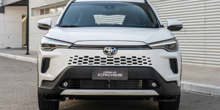 Corolla Cross lidera ranking de vendas de SUVs médios, veja nomes