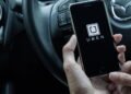 Operações da Uber chegam ao fim no país com encerramento definitivo