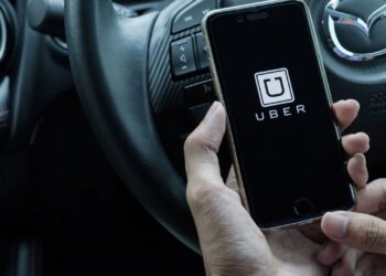 Operações da Uber chegam ao fim no país com encerramento definitivo