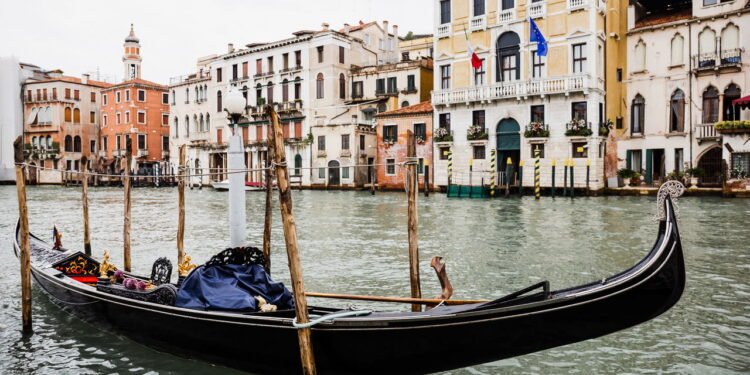 Conheça a cidade onde as janelas foram proibidas por séculos