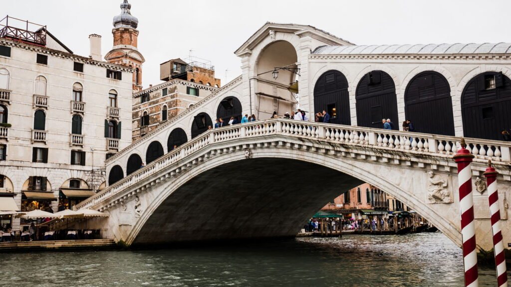 Conheça a cidade onde as janelas foram proibidas por séculos