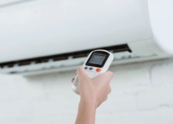 Quem coloca o ar condicionado nesta temperatura paga 25% a mais na conta de luz