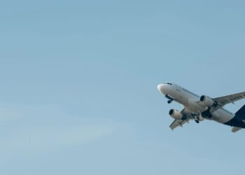 Você sabe quem inventou o avião? Veja o debate histórico