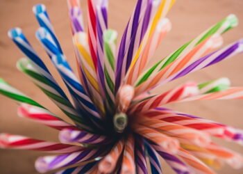 Esse material promete substituir os canudos de plástico e papel