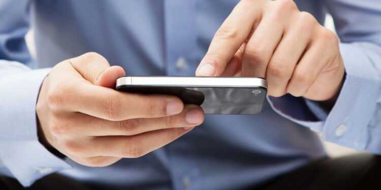 Comunicado importante para todos que ainda guardam celulares usados em casa