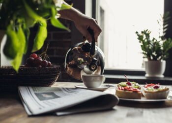 O chá noturno que auxilia no emagrecimento e sono profundo