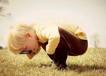 Brincar na terra fortalece o sistema imunológico infantil?