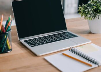 Dicas simples para evitar quedas e arranhões no seu notebook