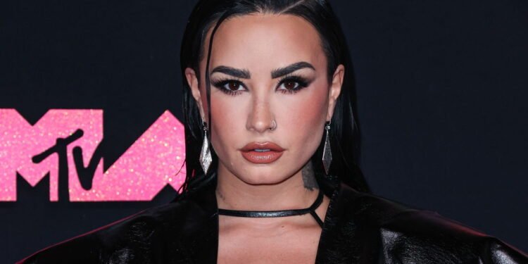 Esta artista de Camp Rock conquistou um patrimônio incrível