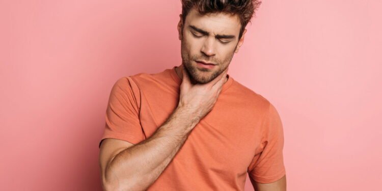 Como diminuir a dor de garganta?