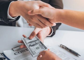 Veja lista de bancos que já oferecem o empréstimo consignado para CLT