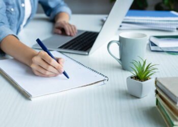 Escrever pode ser uma ótima forma de manter seu bem-estar mental em dia!