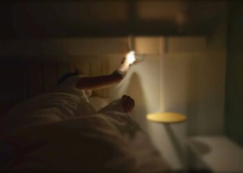 Saiba como economizar energia mesmo fora de casa no feriado