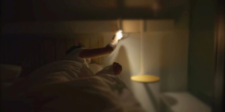 Saiba como economizar energia mesmo fora de casa no feriado