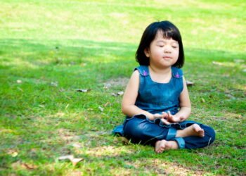 Esse simples hábito pode transformar sua mente em apenas 1 minuto