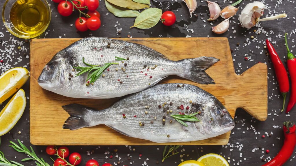 A melhor estratégia alimentar para reduzir inflamações sem remédios e de forma natural